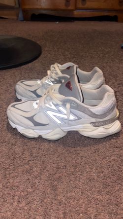 Grey New Balance 9060