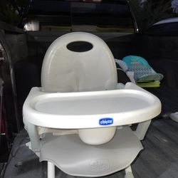 Feeding chair