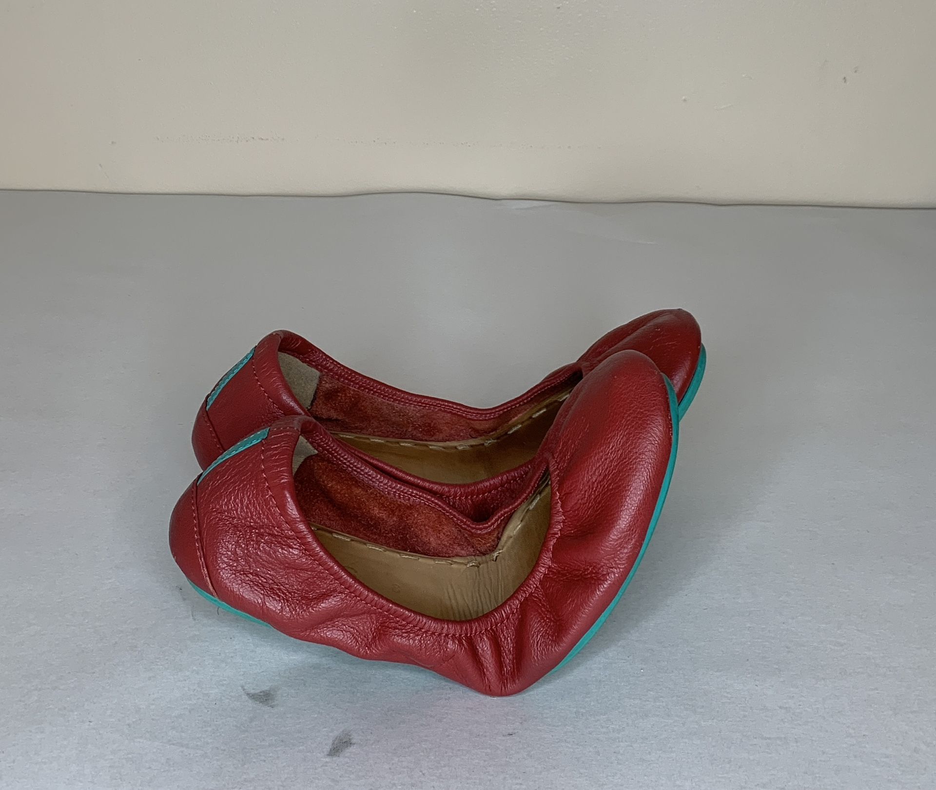 Tieks by Gavrieli Foldable Ballet Flats Size 8 in Cardinal Red Pre-Owned