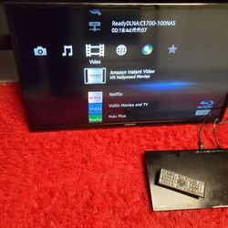 SAMSUNG"32 TV/Monitor (Not Smart) & Blu-Ray Player (Smart )