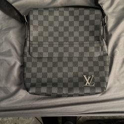 Louis Vouitton Bag, Black And Grey Checkers 