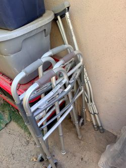 Lot of Mobility Aids – Walkers and Crutches