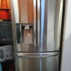 LG REFRIGERATOR STAINLESS STEEL FRENCH DOOR ON SALE ✅$550✅ PLUS FREE DELIVERY