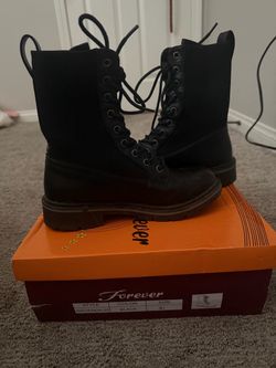 Forever Black Lace-Up Combat Boots Size 5 1/2