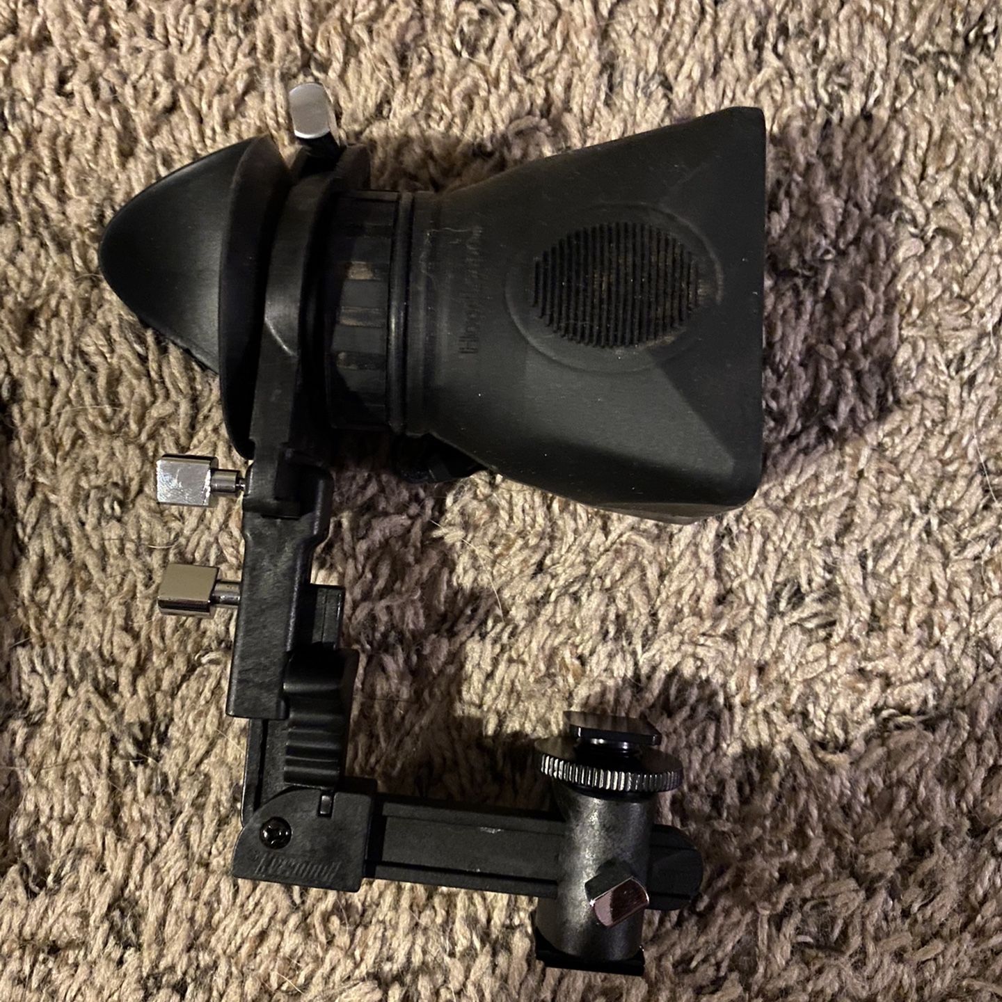 Hoodman DSLR view hood