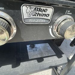 Flat Iron Grill, Blue Rhino