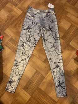 NEW BLACK HEART SILVER LEGGINGS 