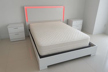 Brand New Queen Bed with Led lights, Queen MATTRESS and 2 nightstands - Fast delivery 🚚