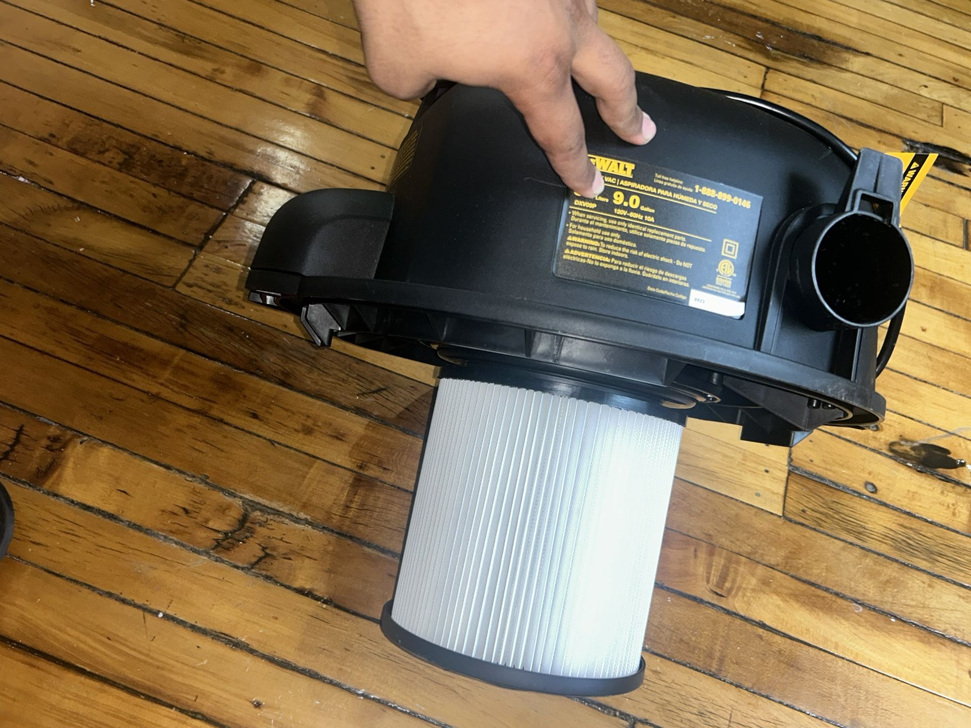 DeWalt Vacuum 16 Gallon