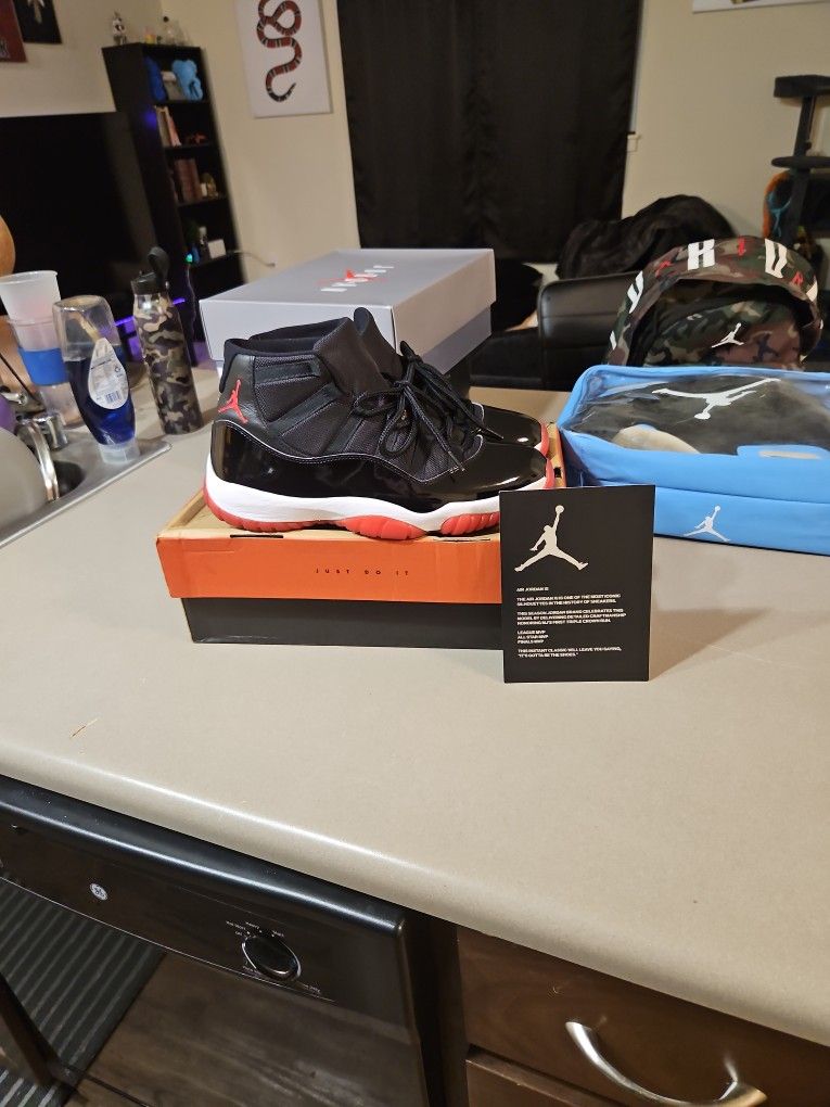 Air Jordan 11 Bred 2019 Size 12