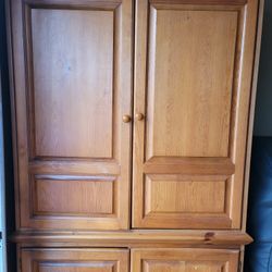 Beautiful Solid Yellow Pine Wardrobe TV Linen Cabinet Armoire Or Transform Into Coffee Bar
