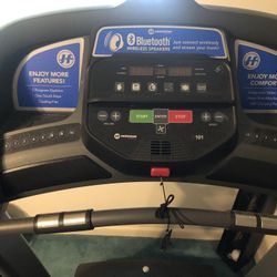 Treadmill 