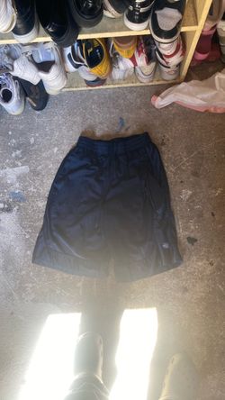 Navy blue Shaka wear shorts, small