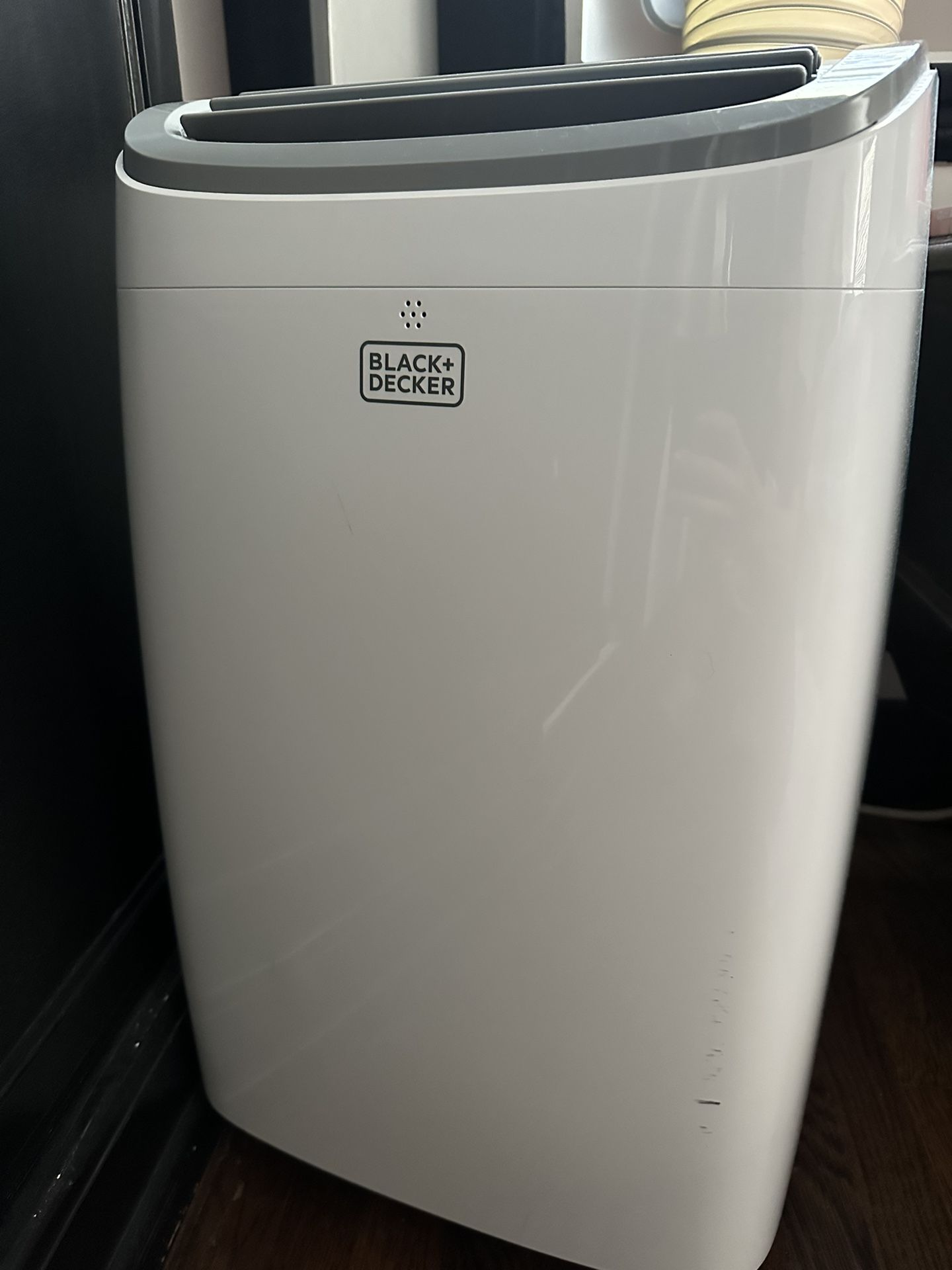 BLACK+DECKER Air Conditioner