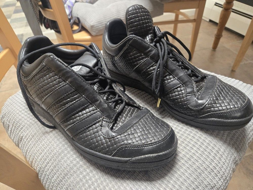 Adidas 10.5 Sneakers 
