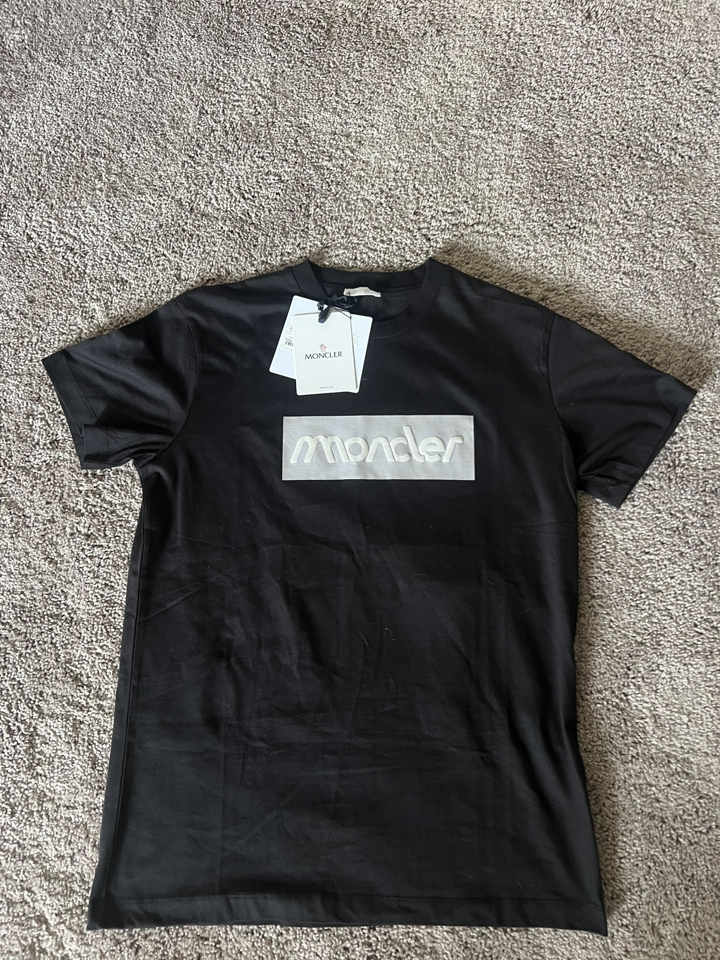 Moncler T Shirt
