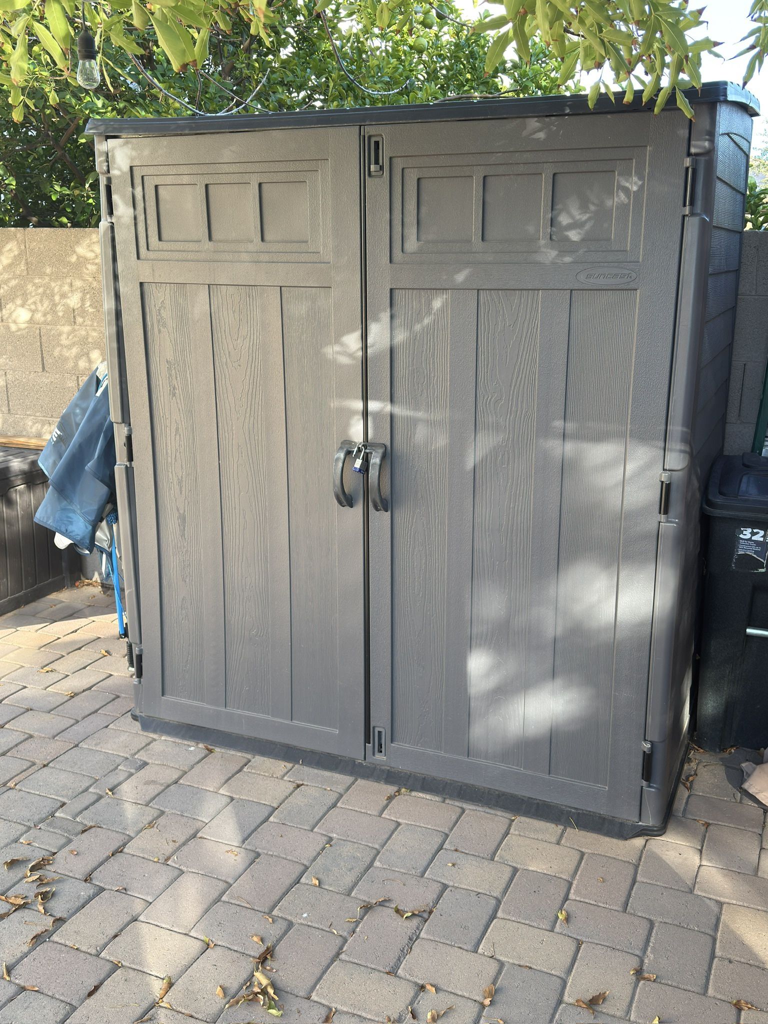 Suncast 6' x 4' Extra Large Vertical Outdoor Shed