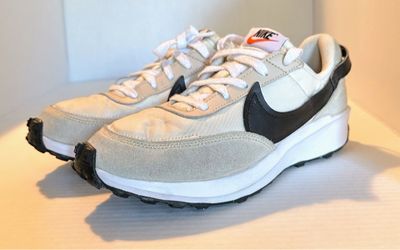 Nike Waffle debut Women’s Size 8.5