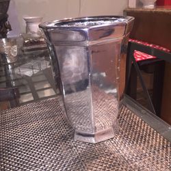 Crome indoor pot at large vase