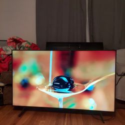 Samsung 55" TU7000 4K Crystal UHD Smart TV