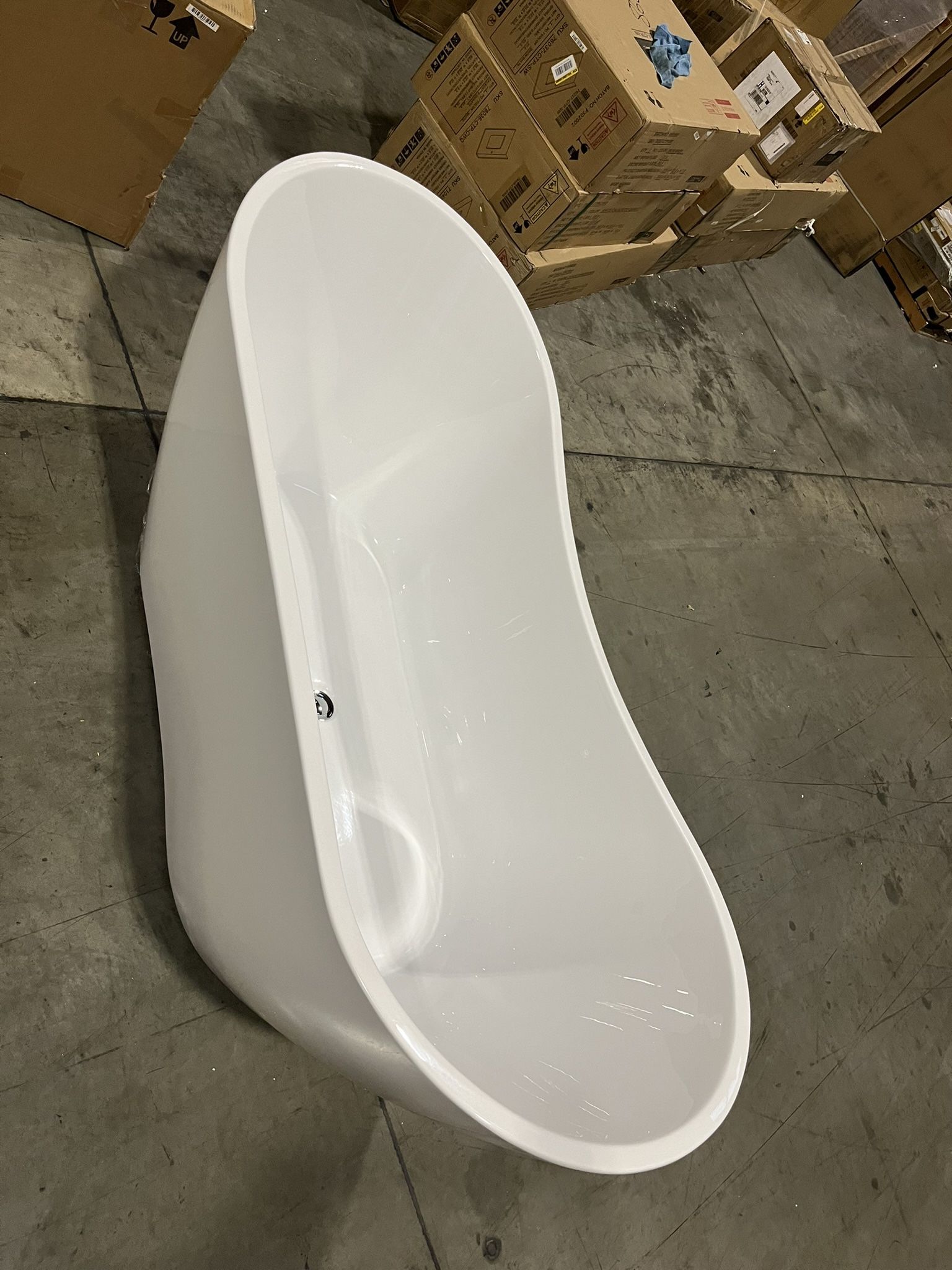 70” Bathtub Made Of Acrylic And Fiberglass