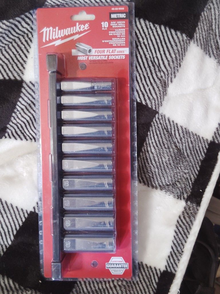 Milwaukee 10pc Metric Set Deep Sockets