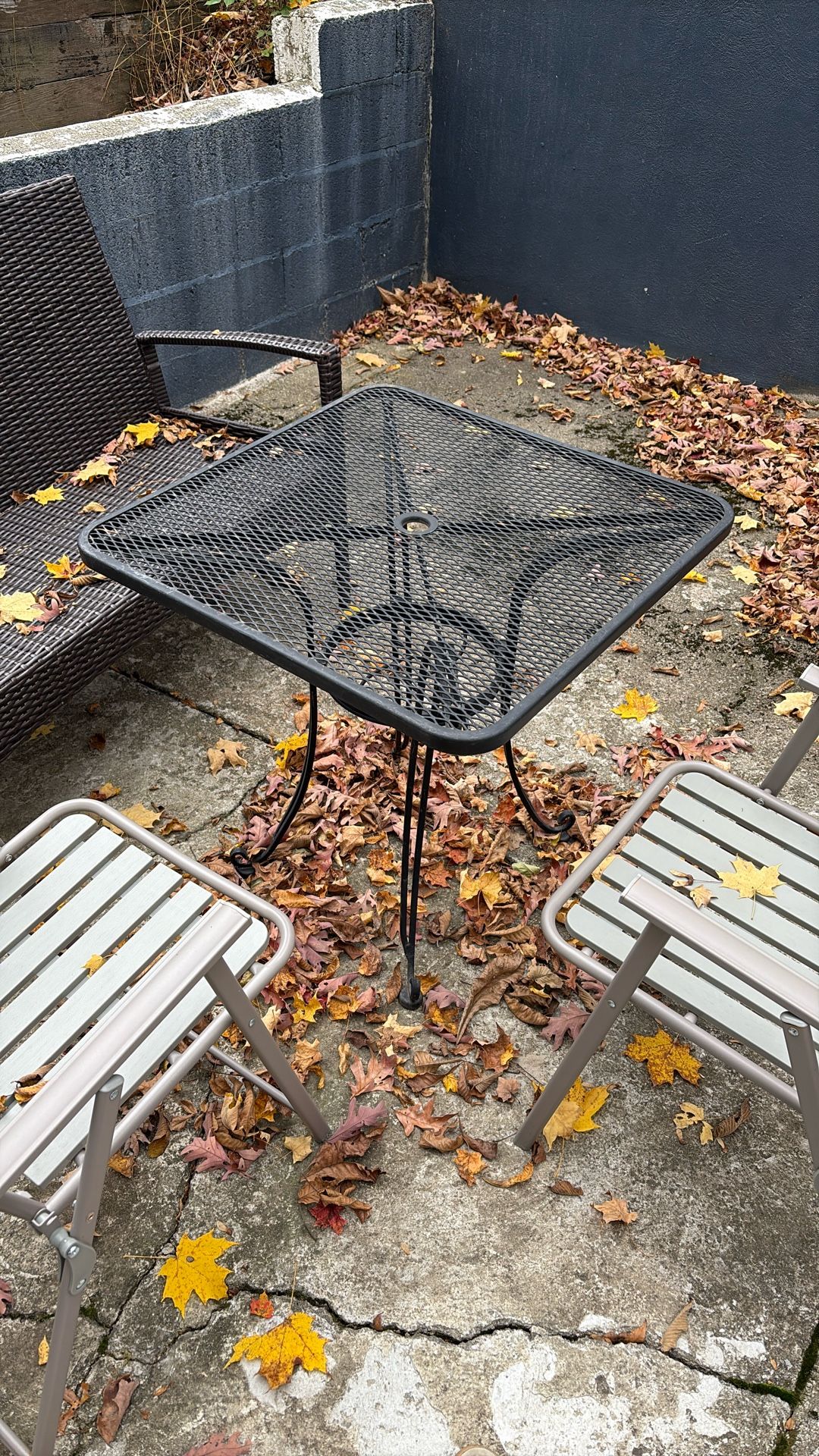 Table - Outdoor