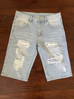 Men’s Distressed Denim Shorts