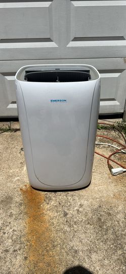 Emerson Quiet Kool EAPC14RD1 14,000 BTU Portable Air Conditioner
