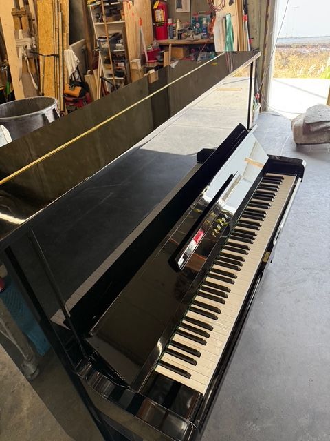 Yamaha U3H