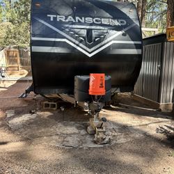 2022  Transcend Xplor 245RL