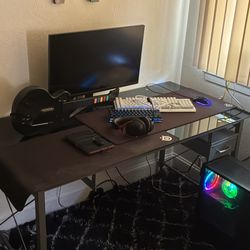 ENTIRE GAMING SETUP (INCLUDES MONITOR, HEADSET, 2 KEYBOARDS, 2 MOUSEPADS, GUITAR HERO USB AND TABLET
