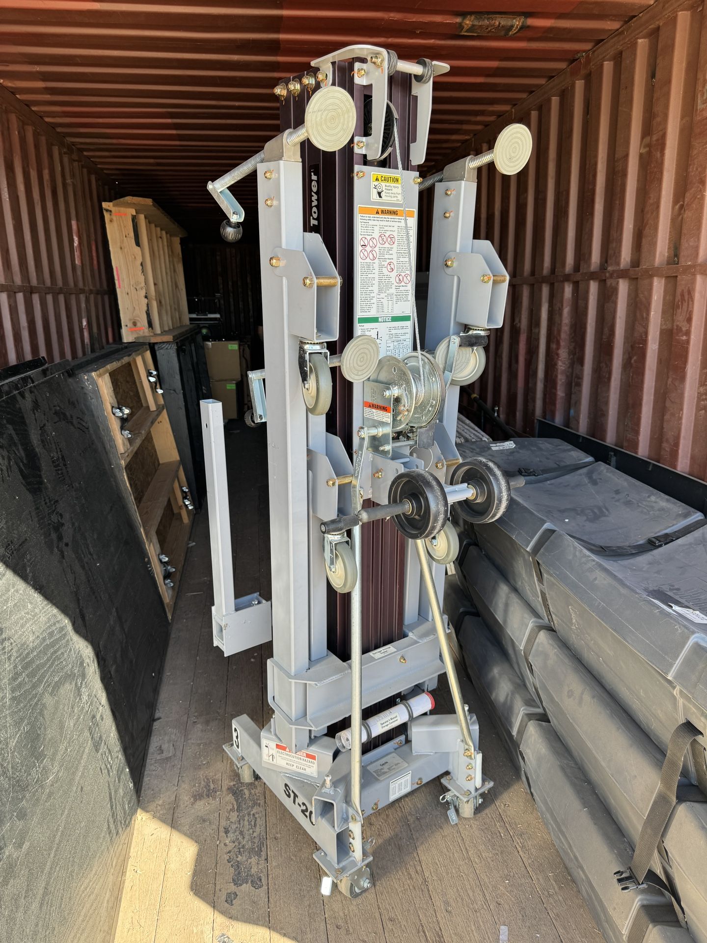 Genie Super Tower 20’ Lift 800lbs