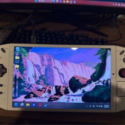 Legion Go 144Hz - AMD Ryzen Z1 Extreme