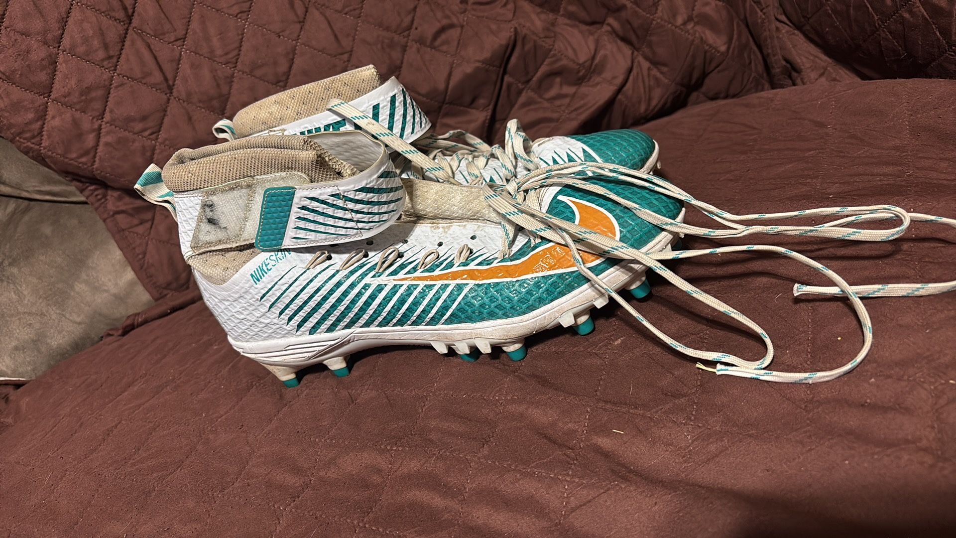 Miami dolphins Men’s Cleats