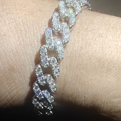 925 Silver Moissanite Diamonds Size 8.5 8.4 Mm Wide 4.8 Carats Of Moissanite Diamonds 925 Silver Stamped 18k White Gold Bonded  Will Trade ForJewelry 