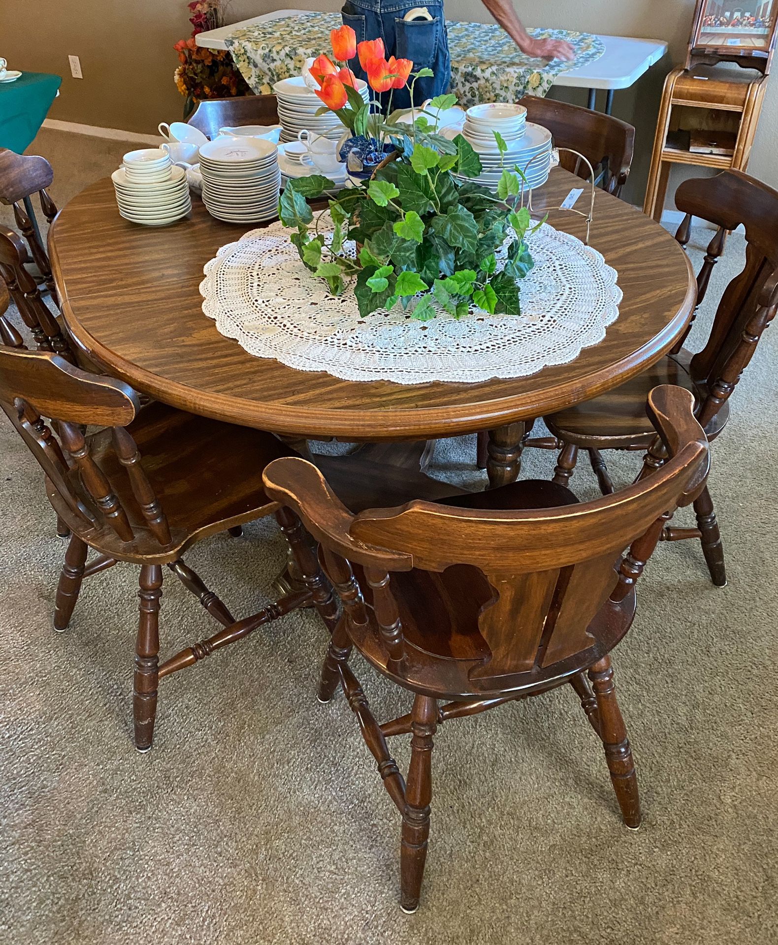 Wooden extendable Table set With 6 Chairs