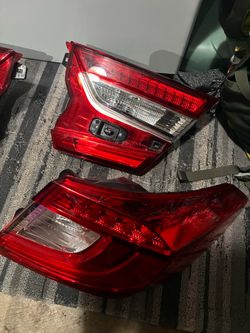 Honda accord tail lights 2018-2020