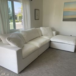 New White Cloud 4 Pc Sectional Couch 