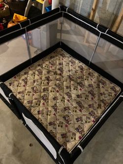 Baby Play Pen - 50x50x27 in