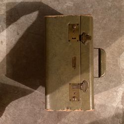 Vintage Tool Box $50