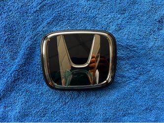2023 - 2026 CR-V CRV Front Grille Emblem Badge Radar Compatible