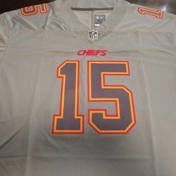 Kansas City Chiefs P. Mahomes jersey XXL