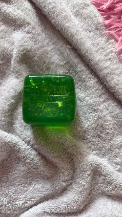 Shine new Minecraft cube
