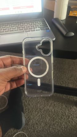 Tech21 EvoClear Case MagSafe for Apple iPhone 16