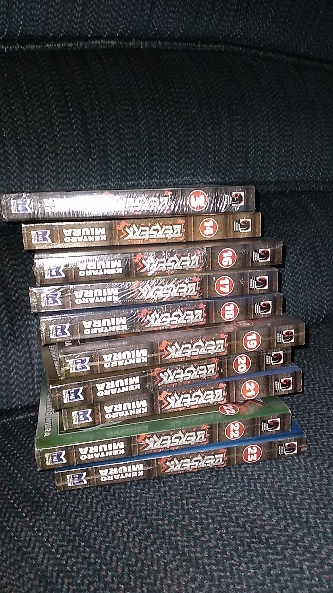 Beserk volume 3 and 14 through 23 ( volume 15 missing) all wrapped except 14.