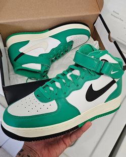 Air Foce 1 Mid '07 LV8