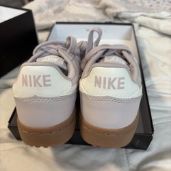 Women Nikes And Steve Madden