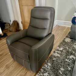 RECLINER !!! Great Condition (grey)