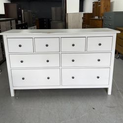 White IKEA Hemnes 8 Drawer Dresser